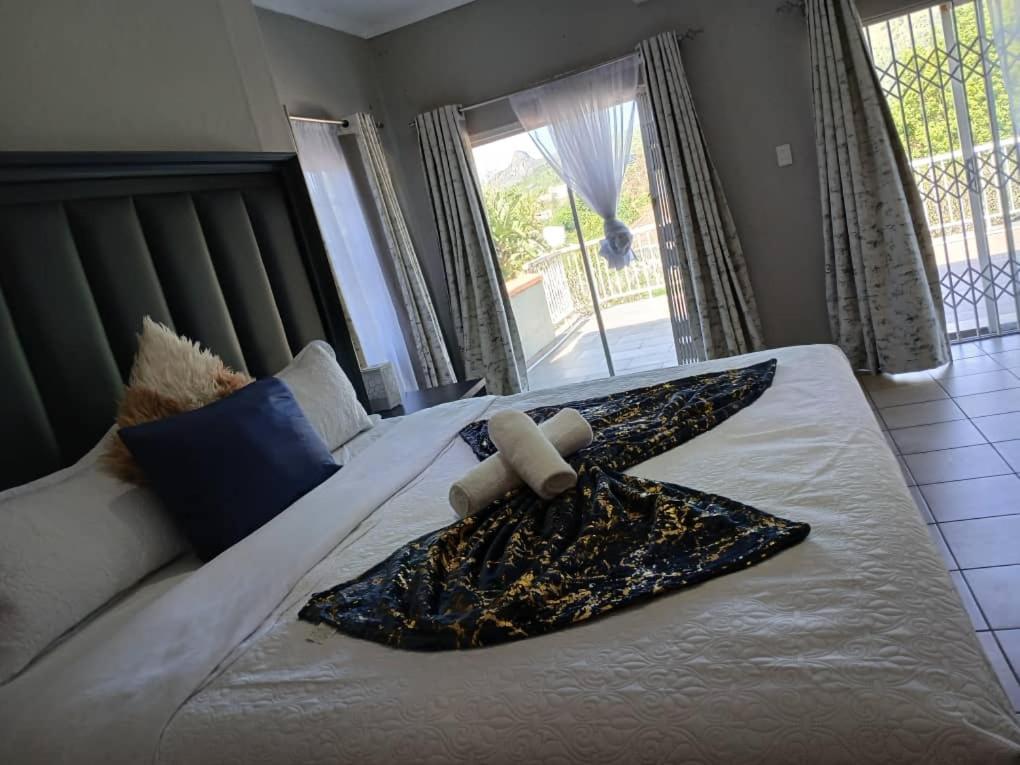 The Haven Guesthouse Ezulwini Lobamba Esterno foto