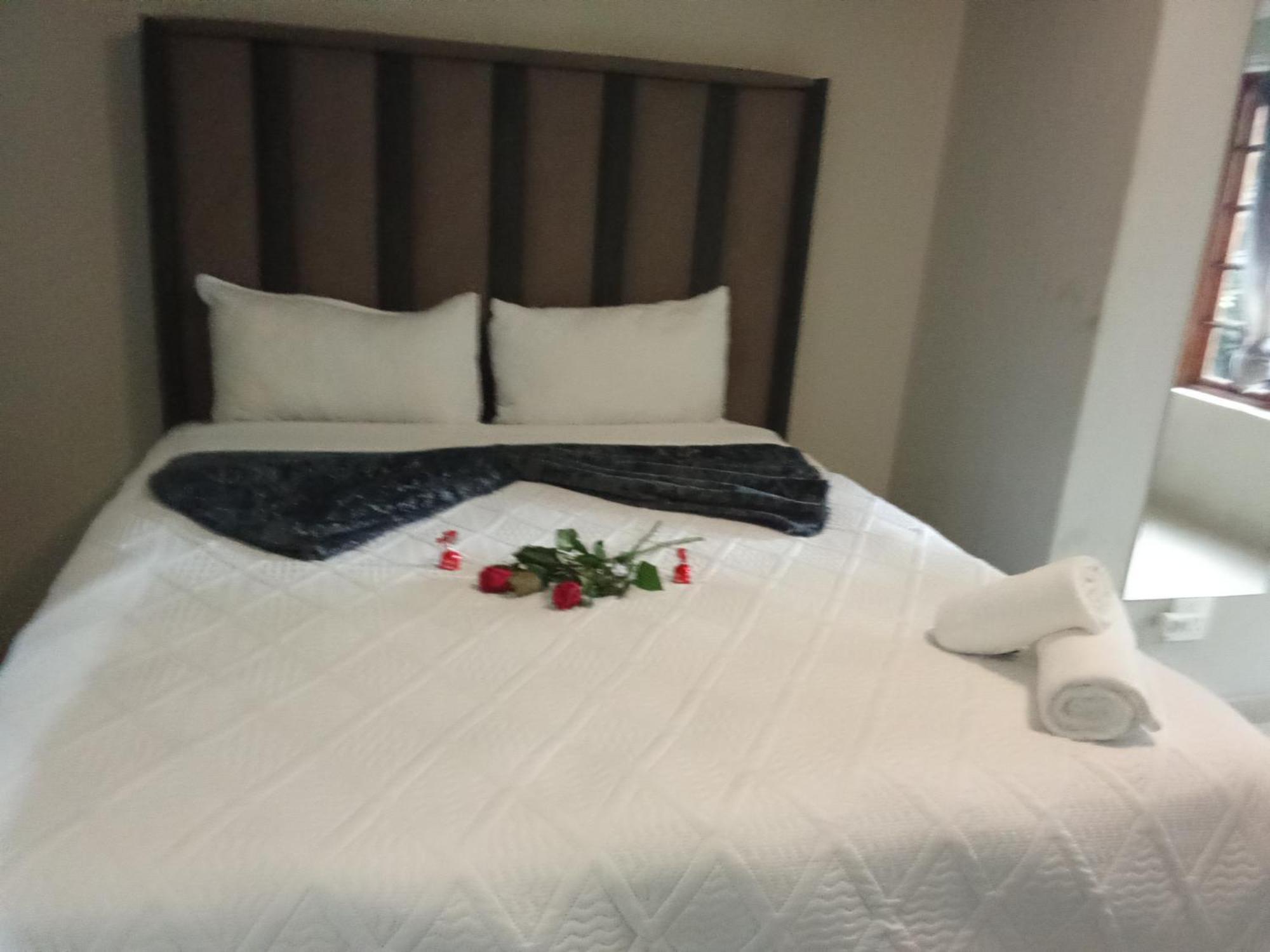 The Haven Guesthouse Ezulwini Lobamba Esterno foto