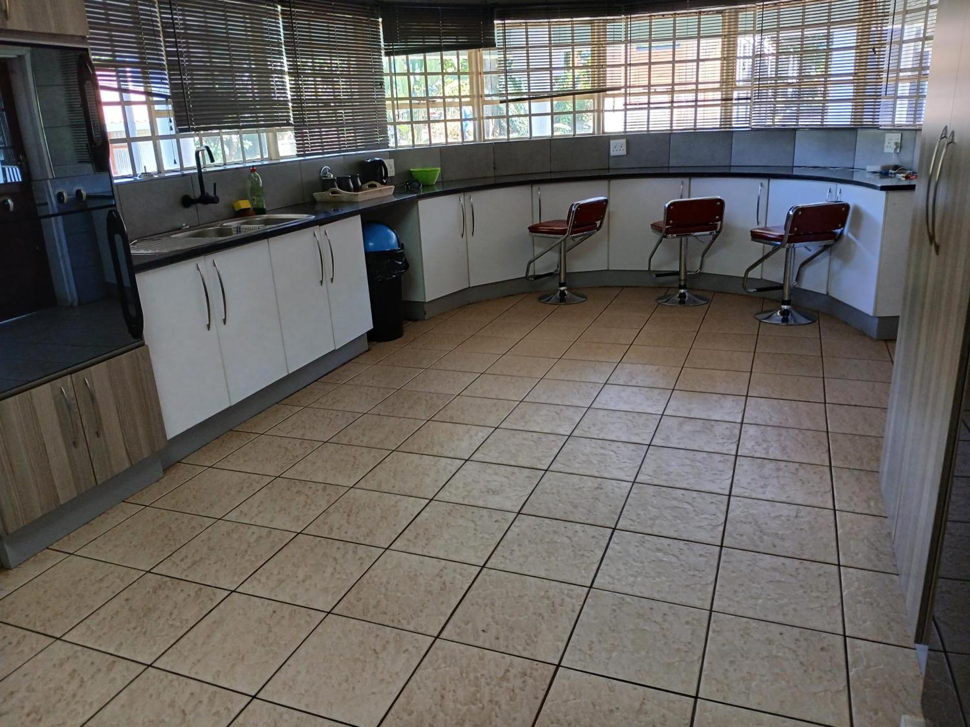 The Haven Guesthouse Ezulwini Lobamba Esterno foto